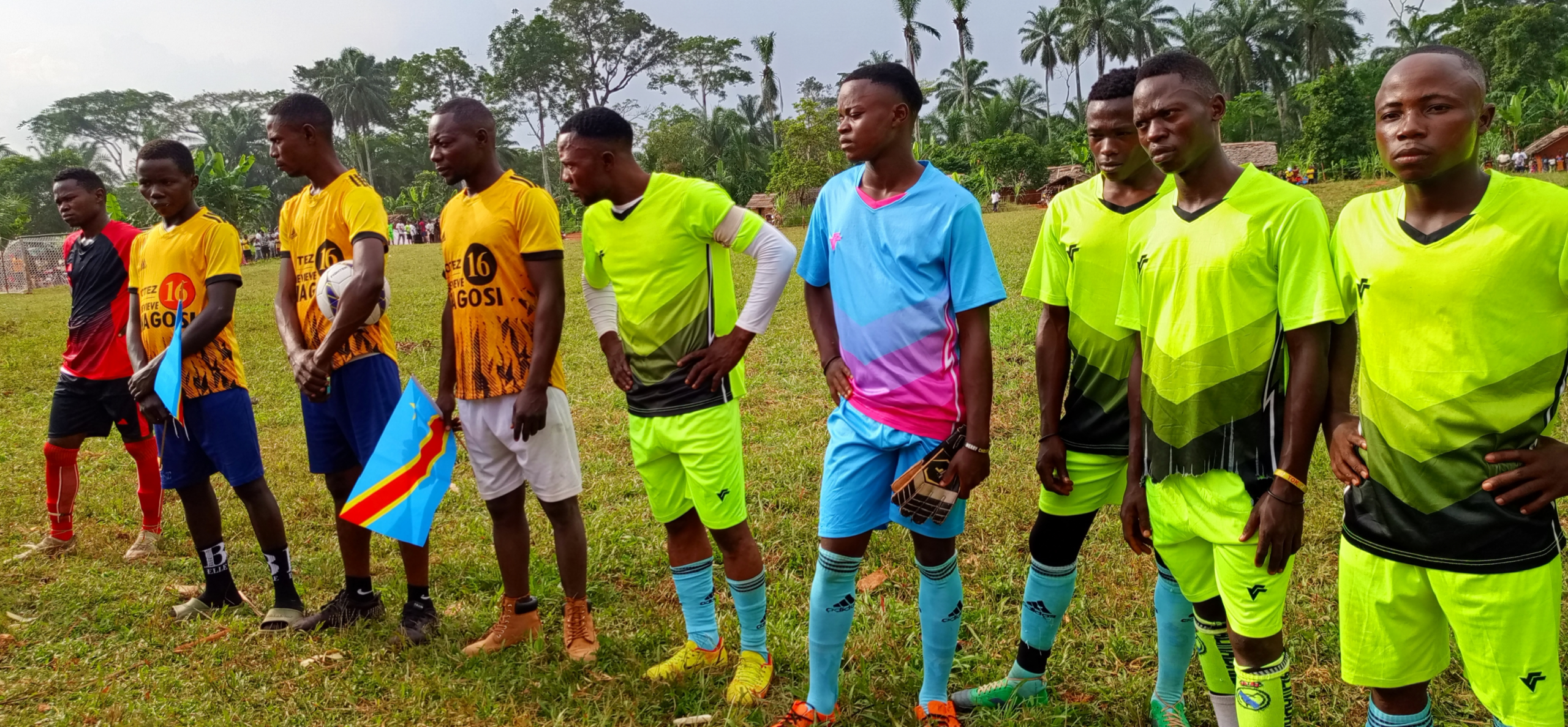 Haut-Uele:Le FC BENEFICA triomphe lors du Tournoi de l’Amitié de la Fondation Joseph Mandey Nangaa à Wamba