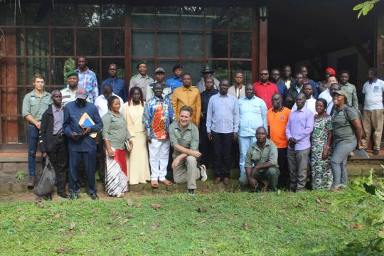 Le Gouvernement Provincial du Haut-Uele apaise les tensions entre le Parc National de Garamba et les communautés riveraines.